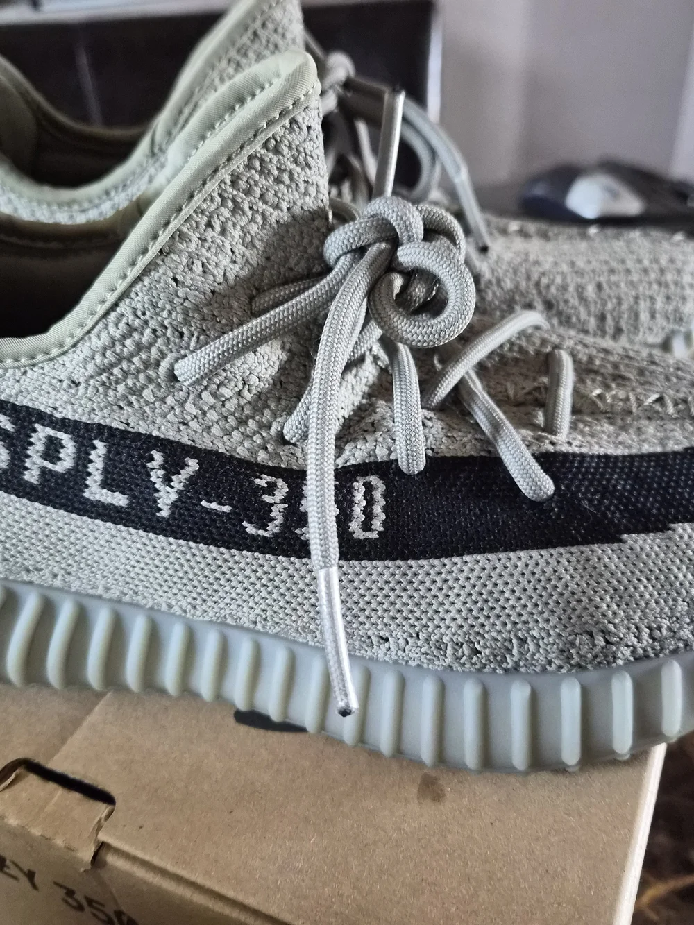 Adidas Yeezy Boost 350 V2 Sneakers - Granite/Black